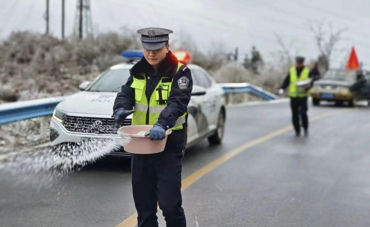 寒潮下的“暖流” 貴州公安為您平安護航