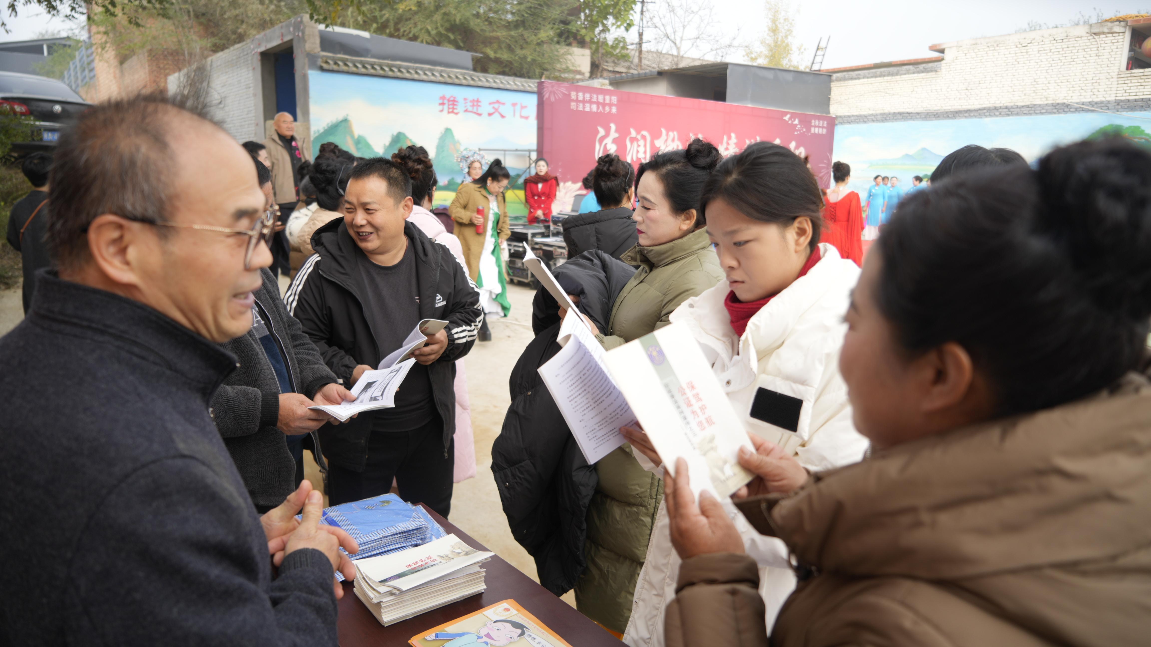 針對老年人群法治需求開展法治宣傳活動2.jpg 針對老年人群法治需求開展法治宣傳活動2.jpg