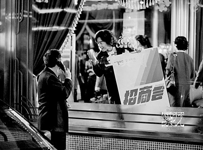 《繁花》中，時(shí)代才是看不見的主角